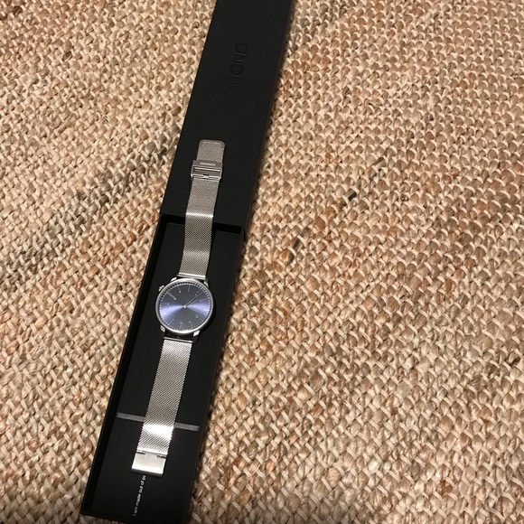 KOMONO watch - Picture 4 of 5